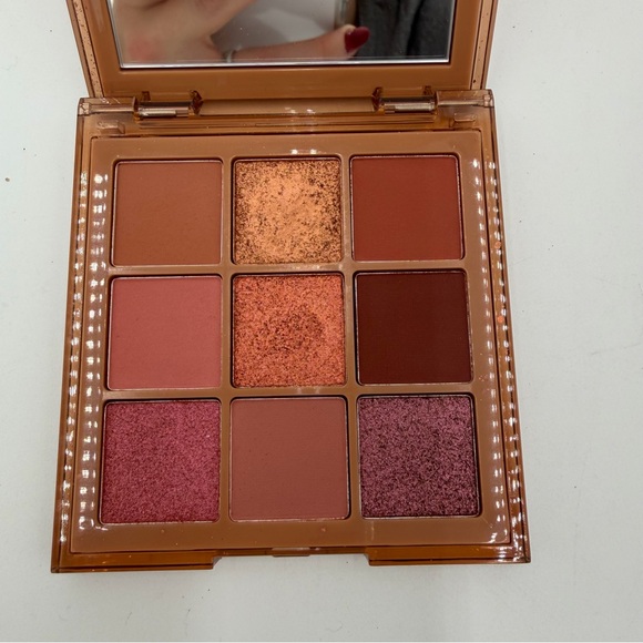 Huda Beauty Nude Obsessions Mini Eyeshadow Palette Glitter - Picture 3 of 4